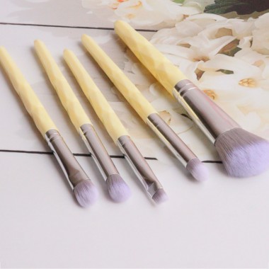 Kit brochas Milkshake x 5 - Trendy - TM08